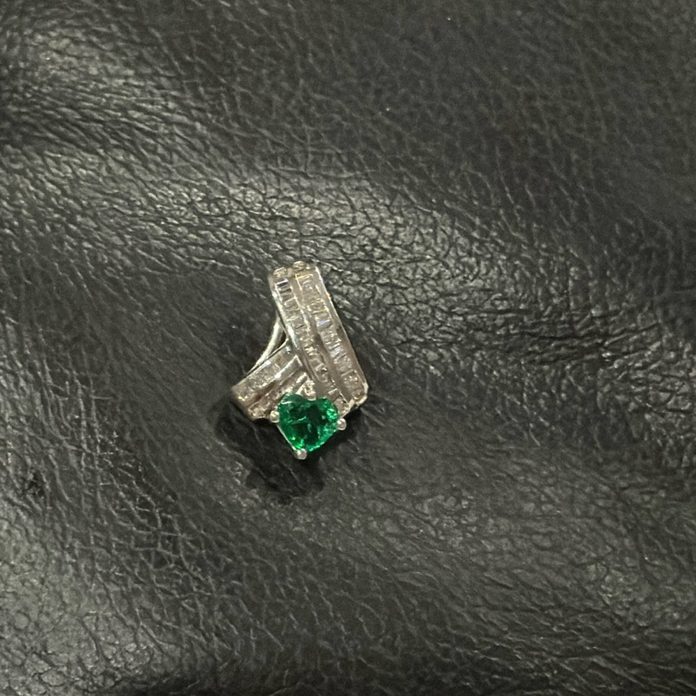 Slide pendant
